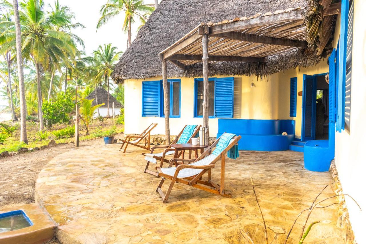 Hibiscus Beach House Pangani Экстерьер фото
